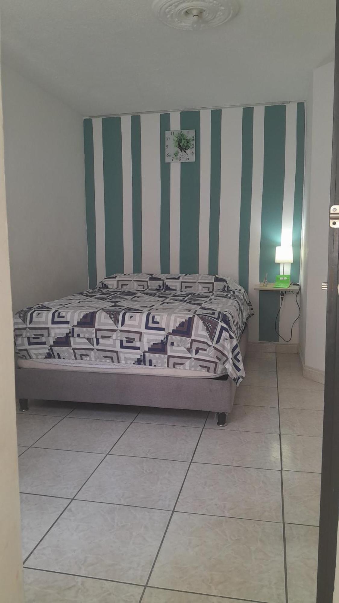 Green House Habitaciones บูการามังกา ภายนอก รูปภาพ
